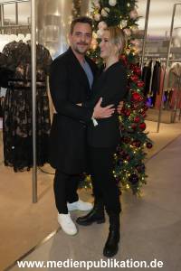 AlsterhausChristmasShopping 07112024 574
