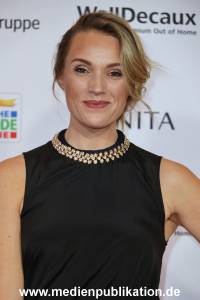 GoldeneBildDerFrau 20112024 473