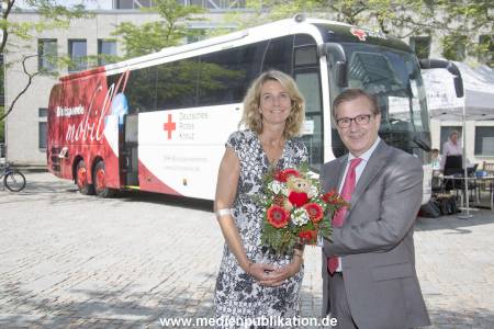 Hofer Blutspendebus 17072013 040