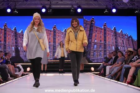 Ernstings 20062022 679