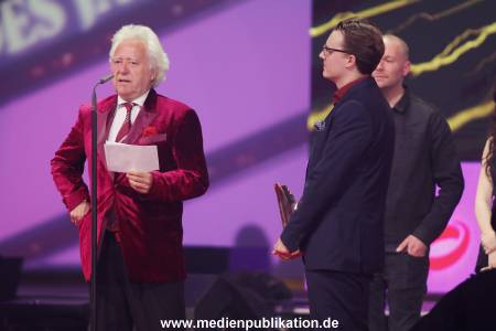 LEA Award 04042016 910