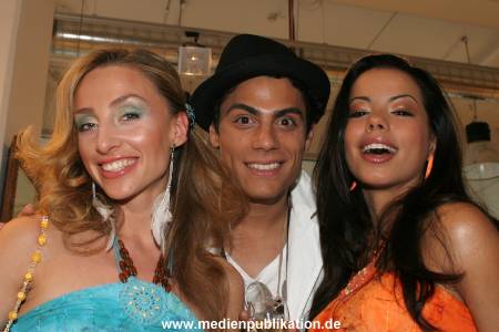 Dress for success 14062005 067