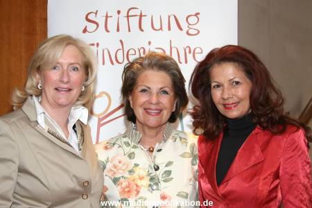 Charity Lunch 19042010 020