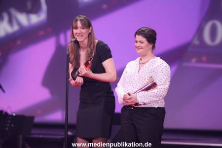 LEA Award 04042016 940