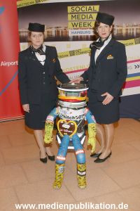 hitchBOT 23022015 015