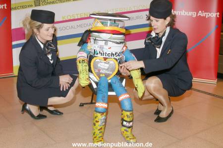 hitchBOT 23022015 019