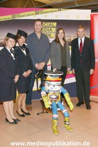 hitchBOT 23022015 032
