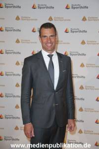GoldeneSportpyramide 12092015 0032