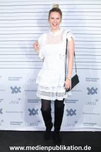 Different Fashion 01022018 070