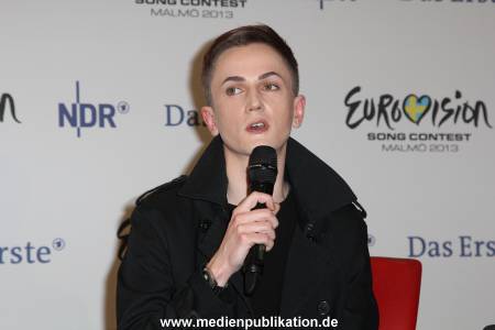 ESC PK 13022013 112