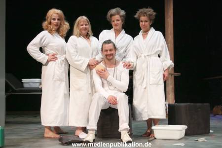 Die Damen warten 24012014 114