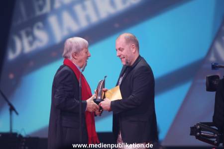 LEA Award 04042016 845