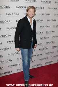 Pandora 06112013 340