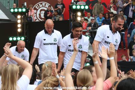 Tag der Legenden 07092014 354