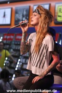 Jennifer Rostock 02082011 050