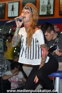 Jennifer Rostock 02082011 056