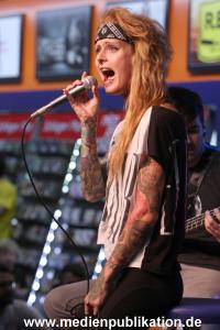 Jennifer Rostock 02082011 058