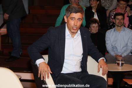 Zufälliges Pressefoto