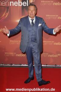 CarmenNebel 04052918 127