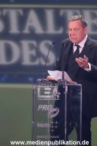 LEA Award 04042016 665