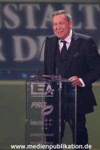 LEA Award 04042016 672
