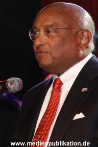Domeroeffnung 05112010 011