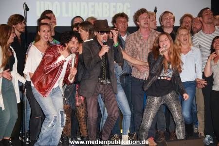 HintermHorizont 29092016 120