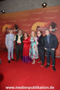 CarmenNebel 04052918 153