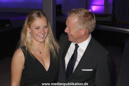 GoldeneSportpyramide 12092015 0447