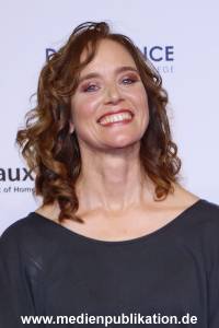 GoldeneBildDerFrau 09112022 593