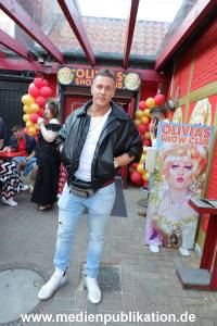 Olivia Jones 06062023 296