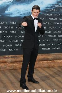 Noah 13032014 004