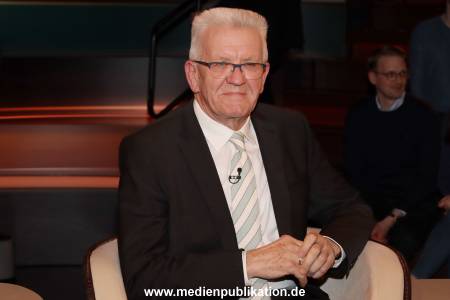Lanz Sendung2 04032020 007