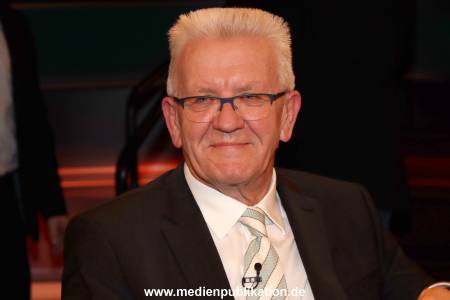 Lanz Sendung2 04032020 008