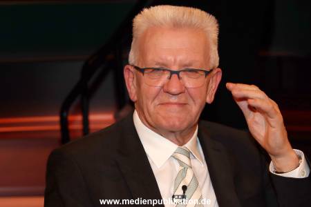 Lanz Sendung2 04032020 010