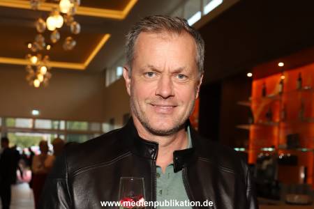 Rote Rosen 10082019 027