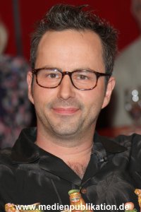 3nach9 10062011 105