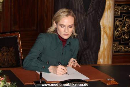 Kruger Akin Rathaus 21112017 010