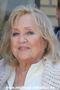 Jennifer 09052017 107