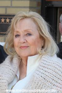 Jennifer 09052017 109
