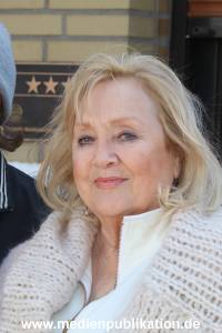 Jennifer 09052017 111