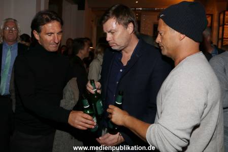 Schweiger Barefood 02112016 434