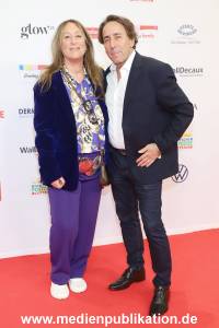 Goldene Bild der Frau 19112025 118