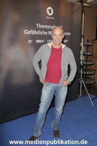 ARD Gef Medikamente 27032017 068