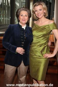Ladies Lunch 10042012 052