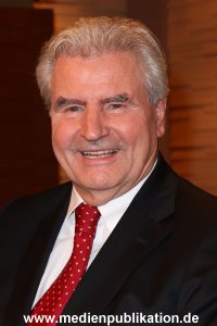 Maischberger 0402 033