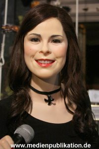 Lena Wachsfigur 26052011 031