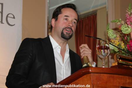 Champagner Preis 07032011 124