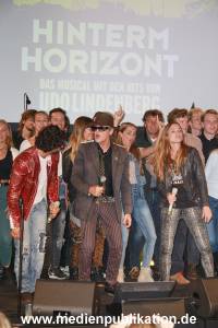 HintermHorizont 29092016 131