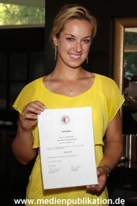 Lisicki Ehrenmitgliedschaft 08072011 062